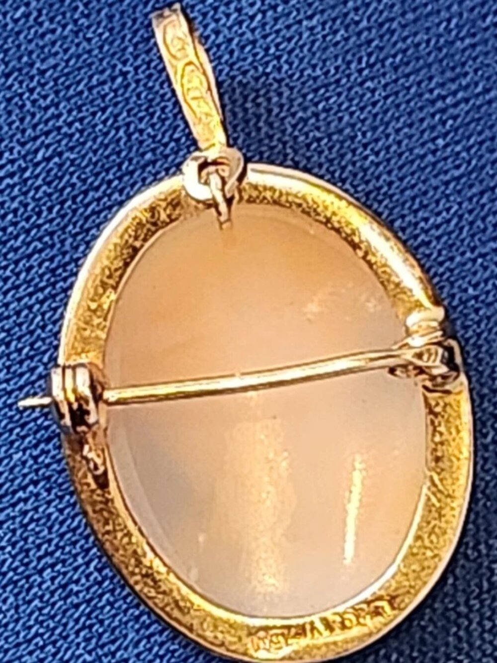 Vintage 750 18K Gold Cameo Brooch Pendant Vicenza Italy Carved Shell Left-Facing - Picture 11 of 16